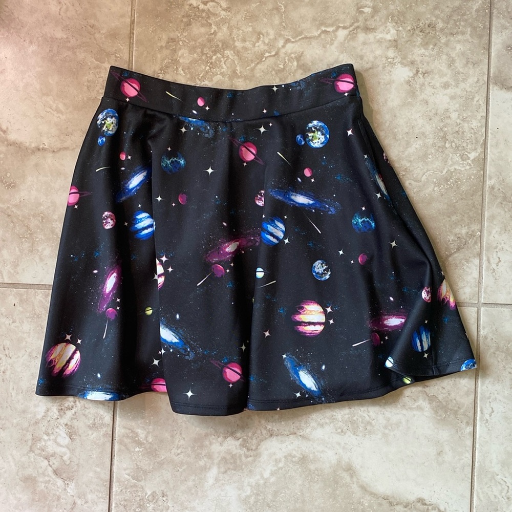 Planet skirt